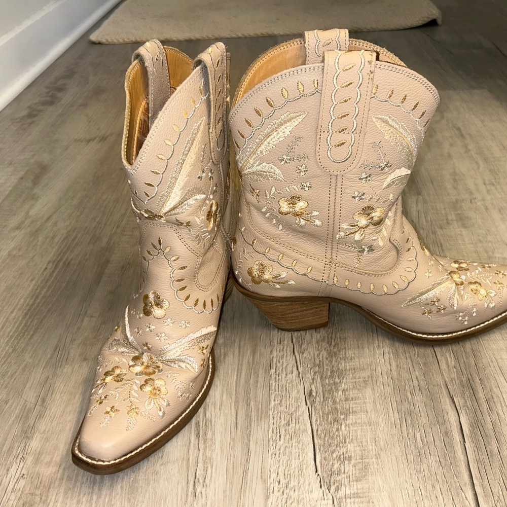 Dingo Cream and Gold Embroidered Ankle Boots